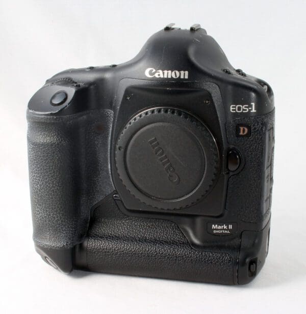 Canon EOS 1D MkII body